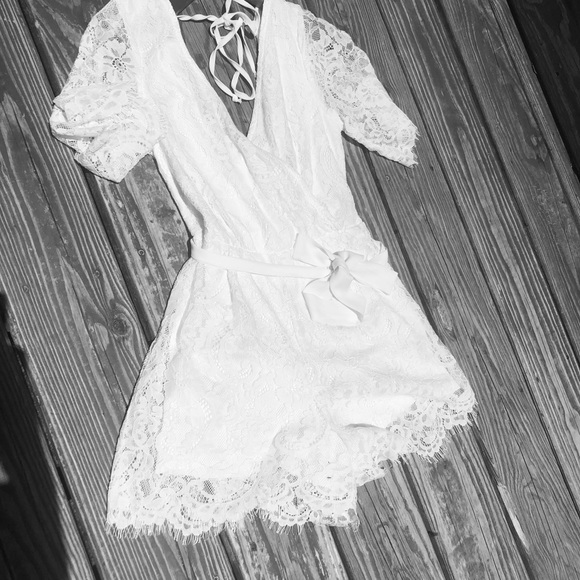 Perfect for summer lace romper - Picture 1 of 2